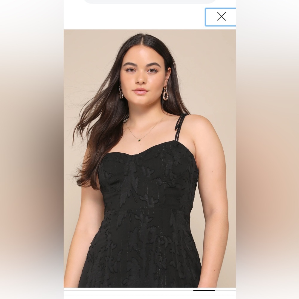 Lulu's Black Midi Dress with Floral Appliqué - XXL Fair Condition